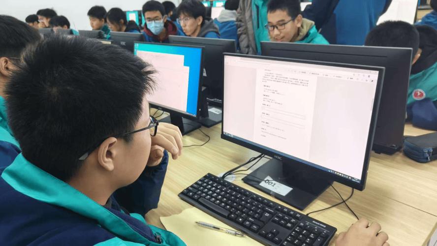 代码启智 科技领航